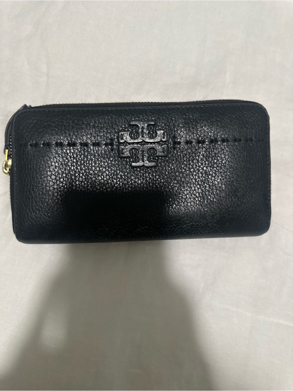 Tory Burch Black Leather Zip Wallet with Logo